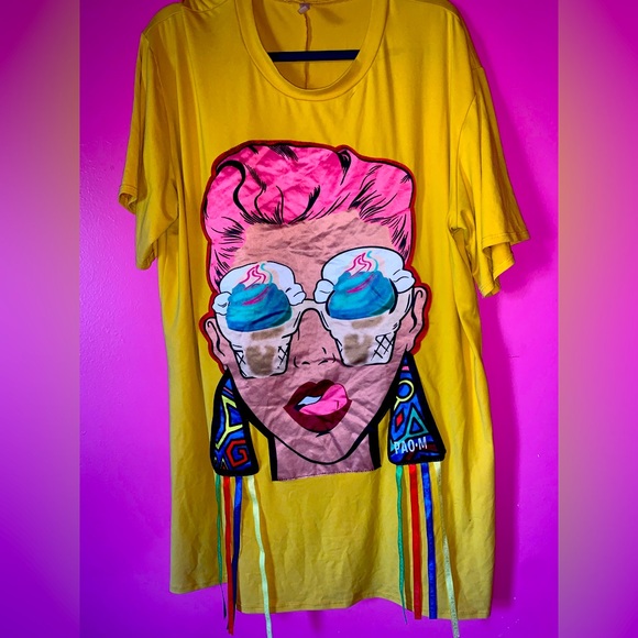FACE PRINT T-SHIRT DRESS  fit Size Medium-3X - Picture 3 of 12